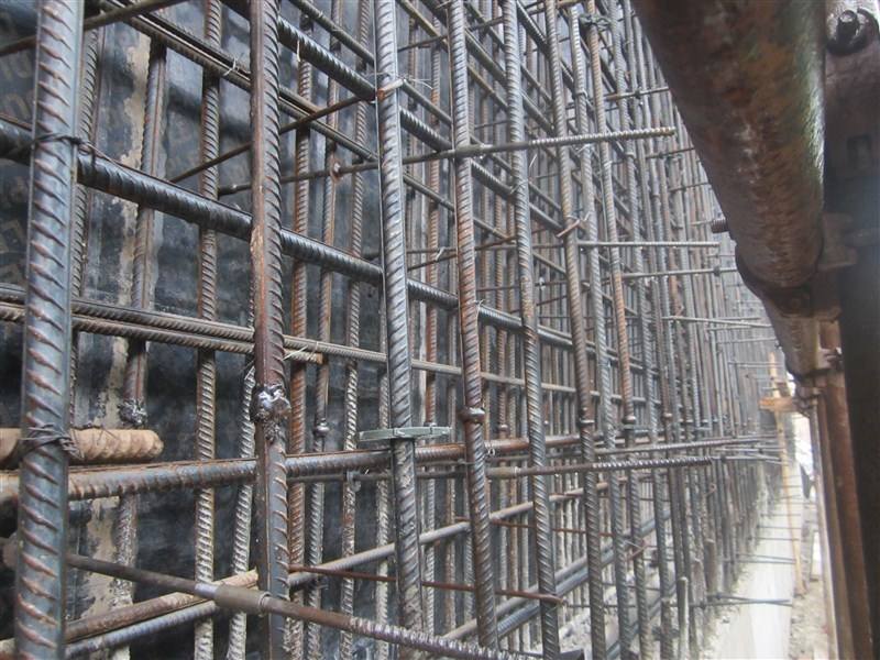 現(xiàn)代建筑防水應用普遍的止水螺桿(圖1) 止水螺桿